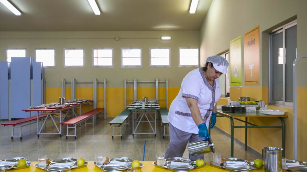 EMPLEOS PARA TRABAJAR EN COMEDORES PARA DISTINTAS AREAS | 2025