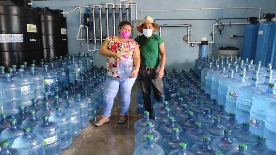 +13 PERSONAS PARA TRABAJAR FULL TIME EMBOTELLANDO AGUA | EMPLEOS 2026