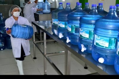 +12 VACANTES PARA TRABAJAR EMBOTELLANDO AGUA MINERAL